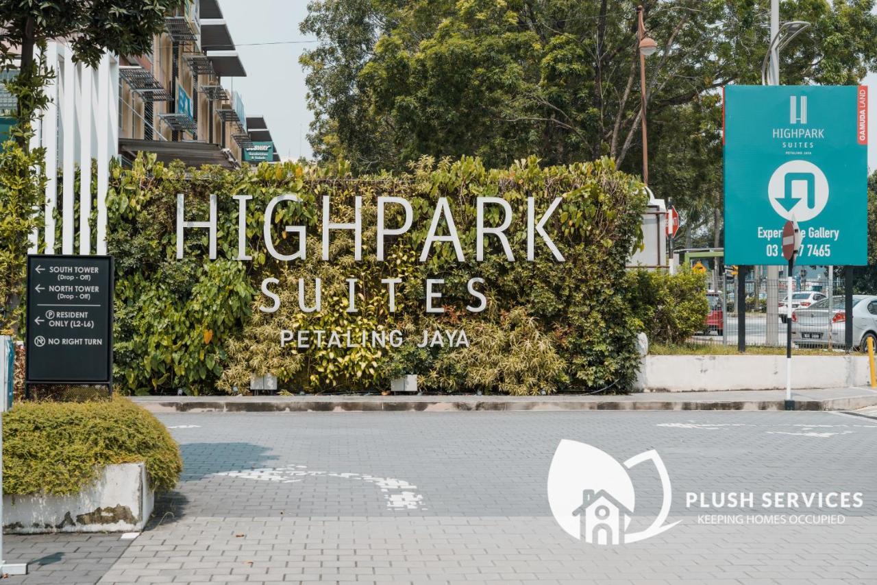 Highpark Suites In Petaling Jaya, Kelana Jaya By Plush Kampong Baharu Sungai Way Dış mekan fotoğraf