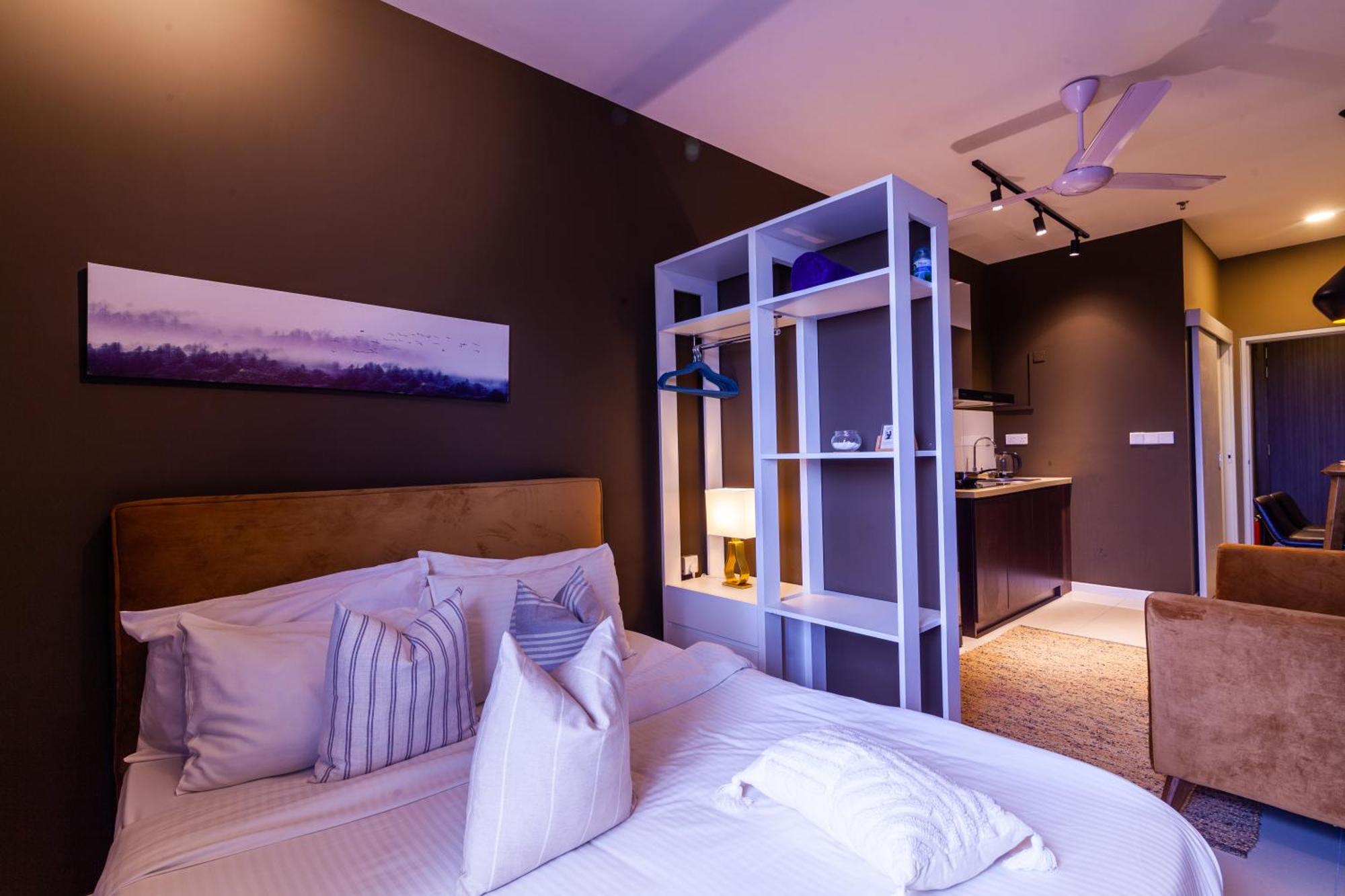 Highpark Suites In Petaling Jaya, Kelana Jaya By Plush Kampong Baharu Sungai Way Oda fotoğraf