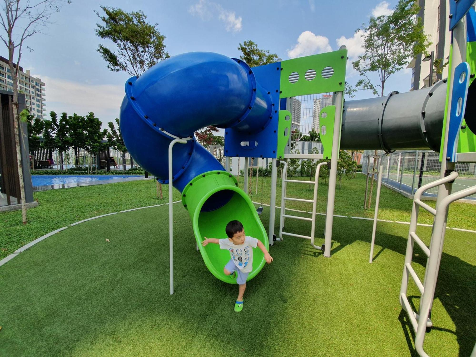 Highpark Suites In Petaling Jaya, Kelana Jaya By Plush Kampong Baharu Sungai Way Dış mekan fotoğraf
