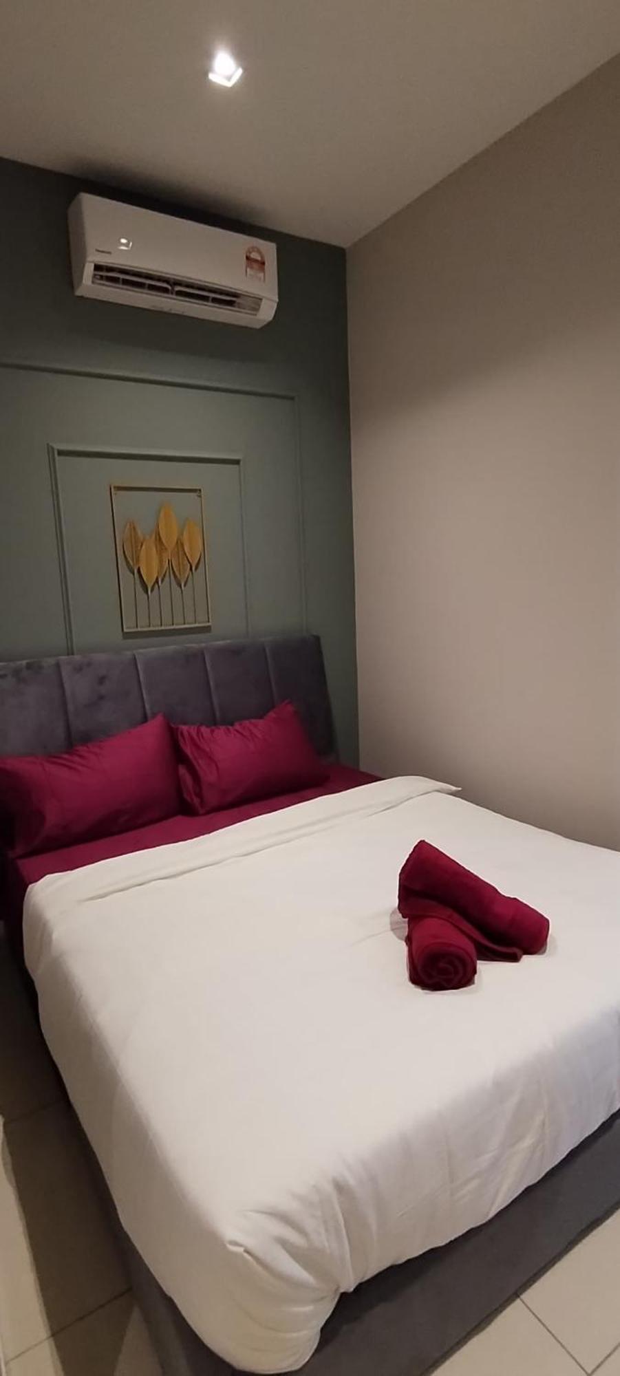 Highpark Suites In Petaling Jaya, Kelana Jaya By Plush Kampong Baharu Sungai Way Dış mekan fotoğraf