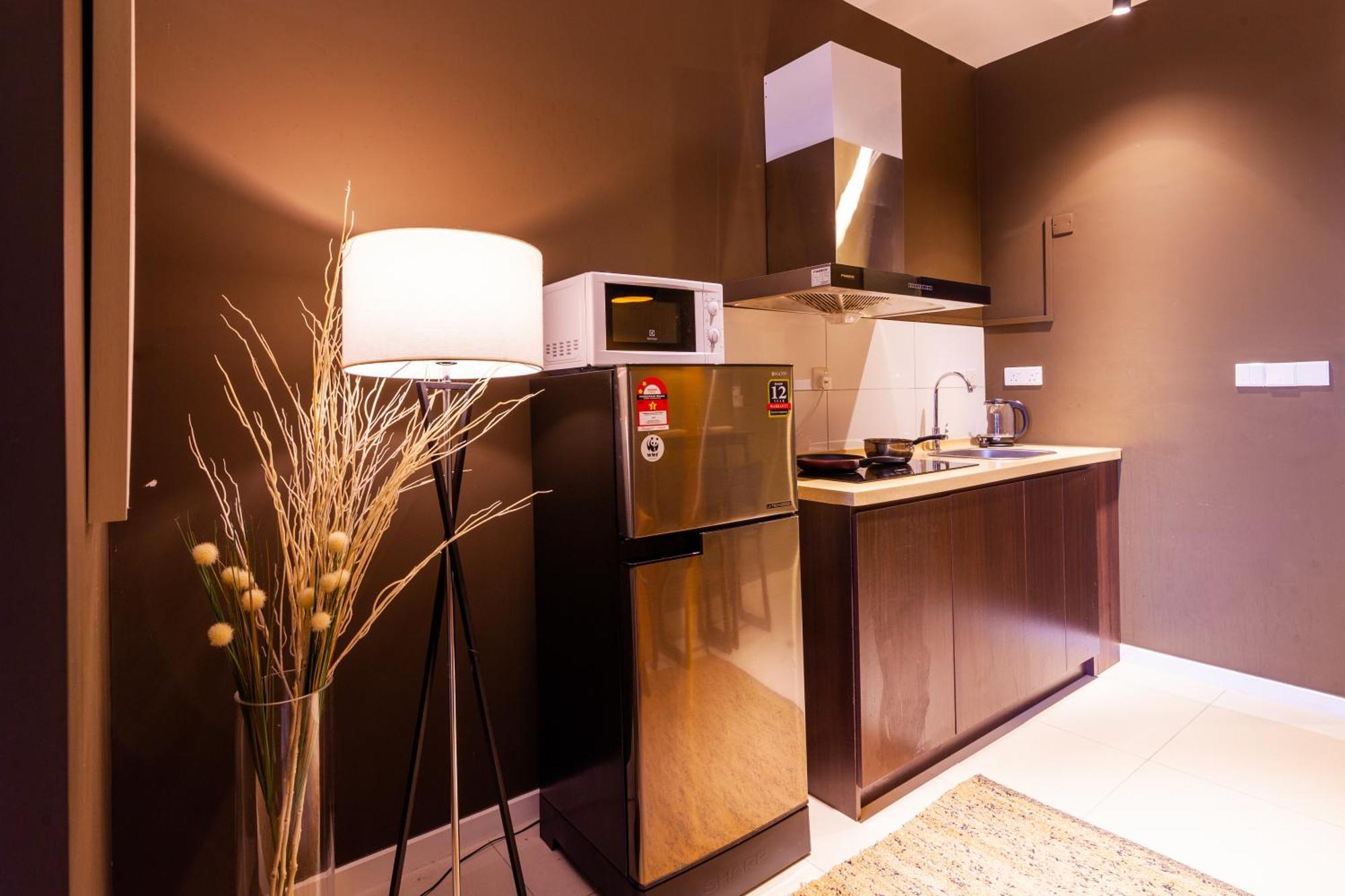 Highpark Suites In Petaling Jaya, Kelana Jaya By Plush Kampong Baharu Sungai Way Oda fotoğraf