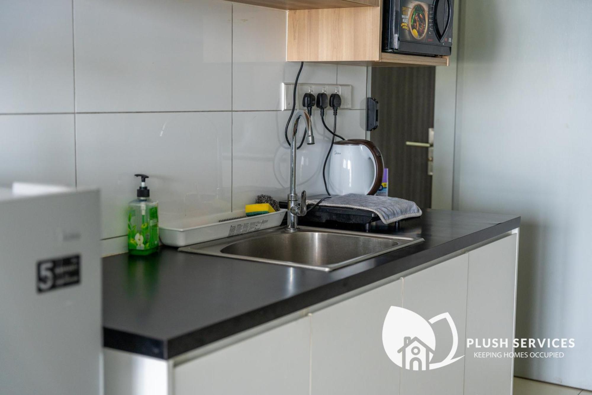 Highpark Suites In Petaling Jaya, Kelana Jaya By Plush Kampong Baharu Sungai Way Dış mekan fotoğraf