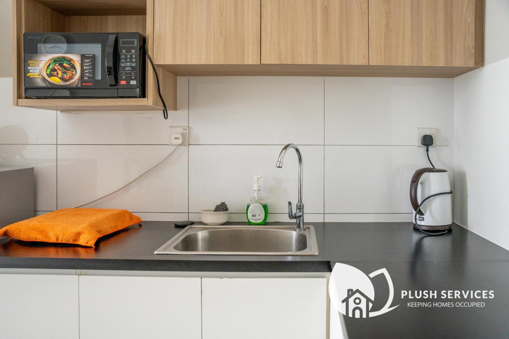 Highpark Suites In Petaling Jaya, Kelana Jaya By Plush Kampong Baharu Sungai Way Dış mekan fotoğraf