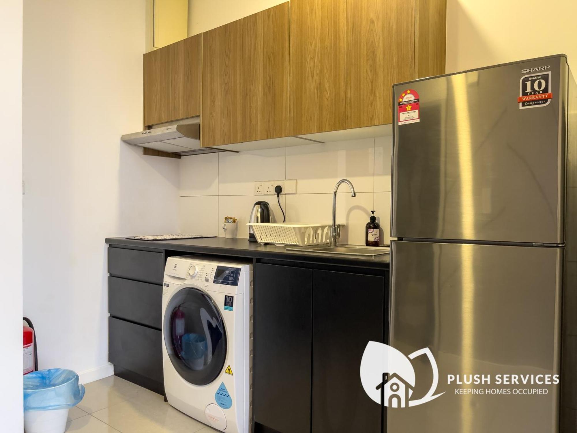 Highpark Suites In Petaling Jaya, Kelana Jaya By Plush Kampong Baharu Sungai Way Dış mekan fotoğraf